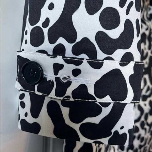 REVOLVE BRAND: LITA by CIARRA Amour King Cheetah Print
Trench Coat. NWOT - Picture 8 of 11